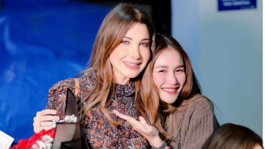 Ayu Ting Ting Duet Bareng Nancy Ajram