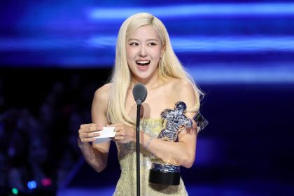 Rose BLACKPINK Cetak Sejarah di Grammy Awards