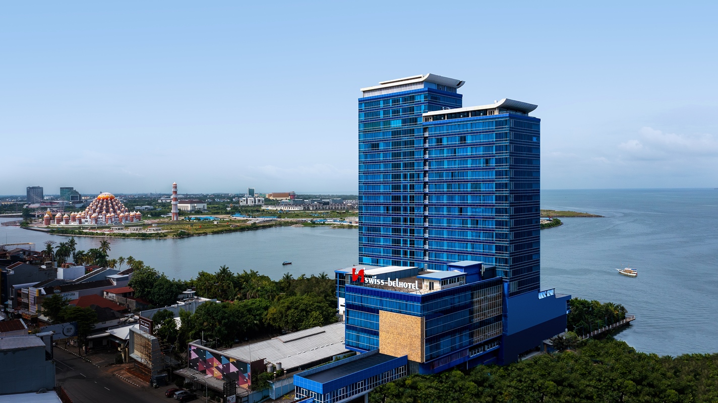 Jarak Tempuh dari Bandara Sultan Hasanuddin ke Pantai Losari